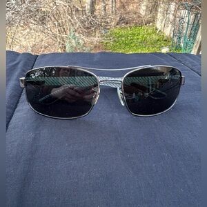 Ray-Ban Silver Metal Frame Sunglasses with Black Lenses